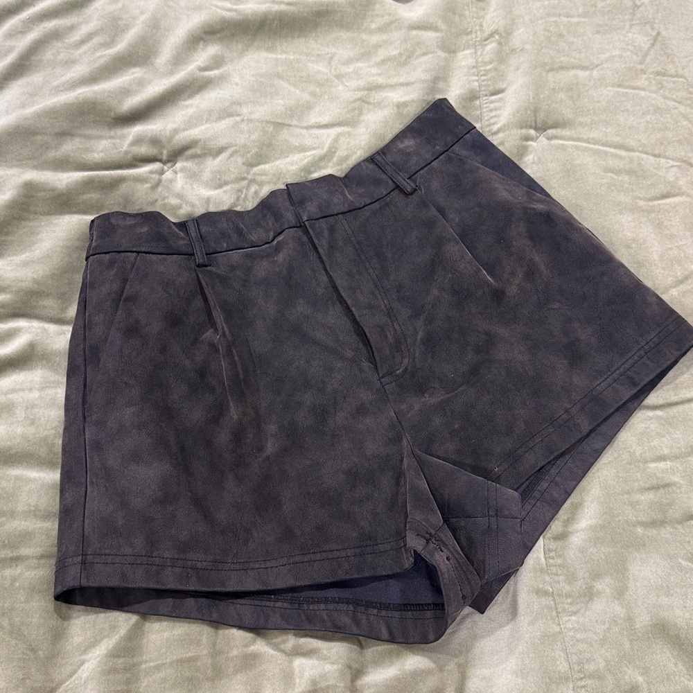 Free People Roma began suede shorts